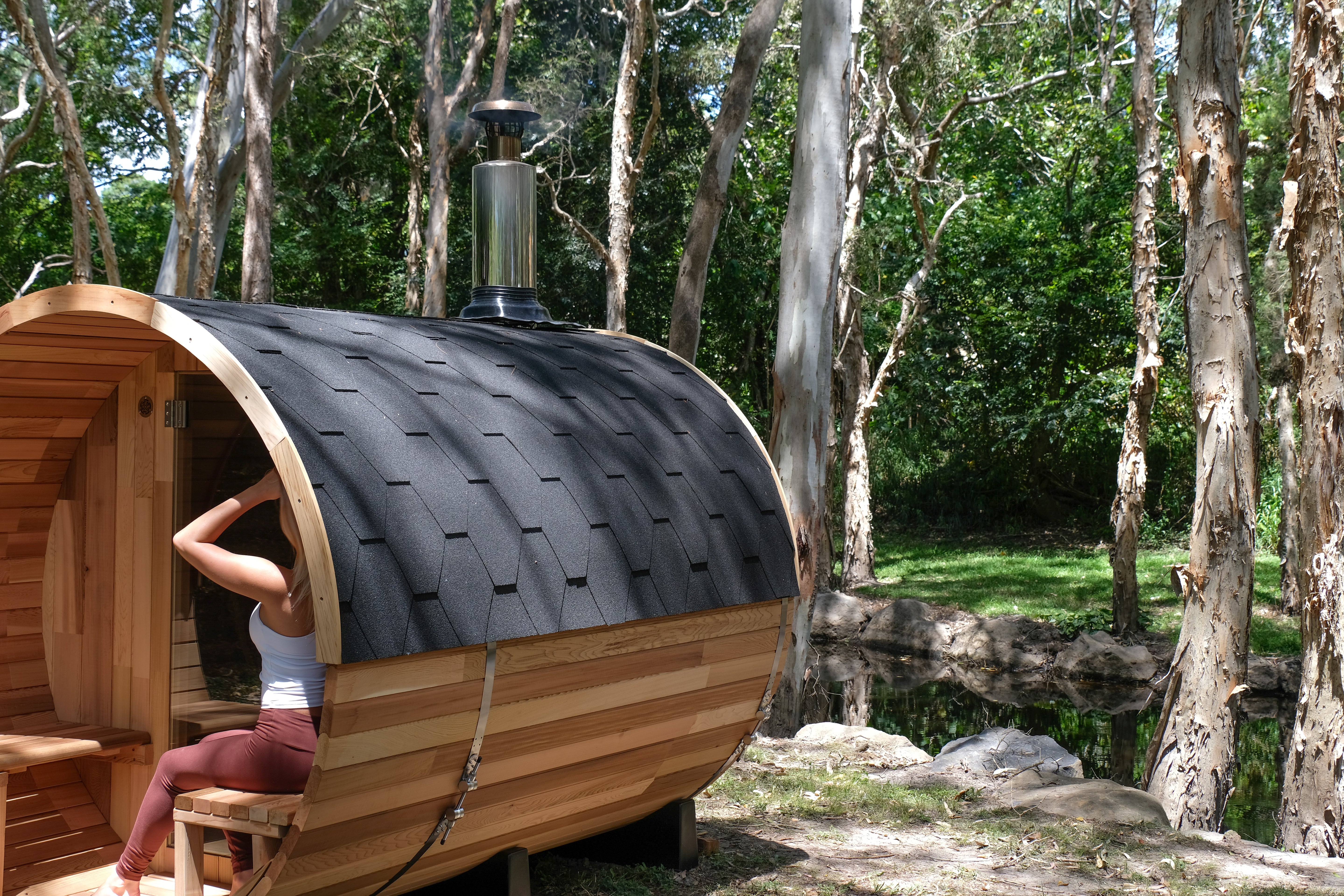 Deluxe Wood Fired 🔥 4-6 Person Cedar Barrel Sauna