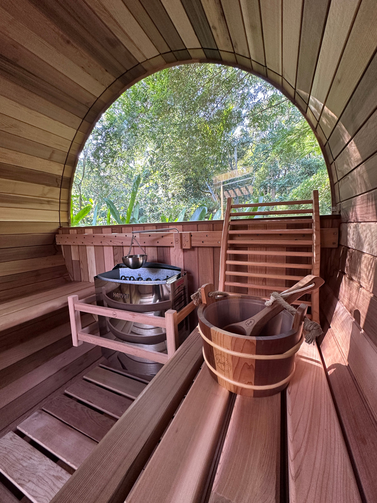 Deluxe Rearview 4-6 Person Traditional Cedar Sauna