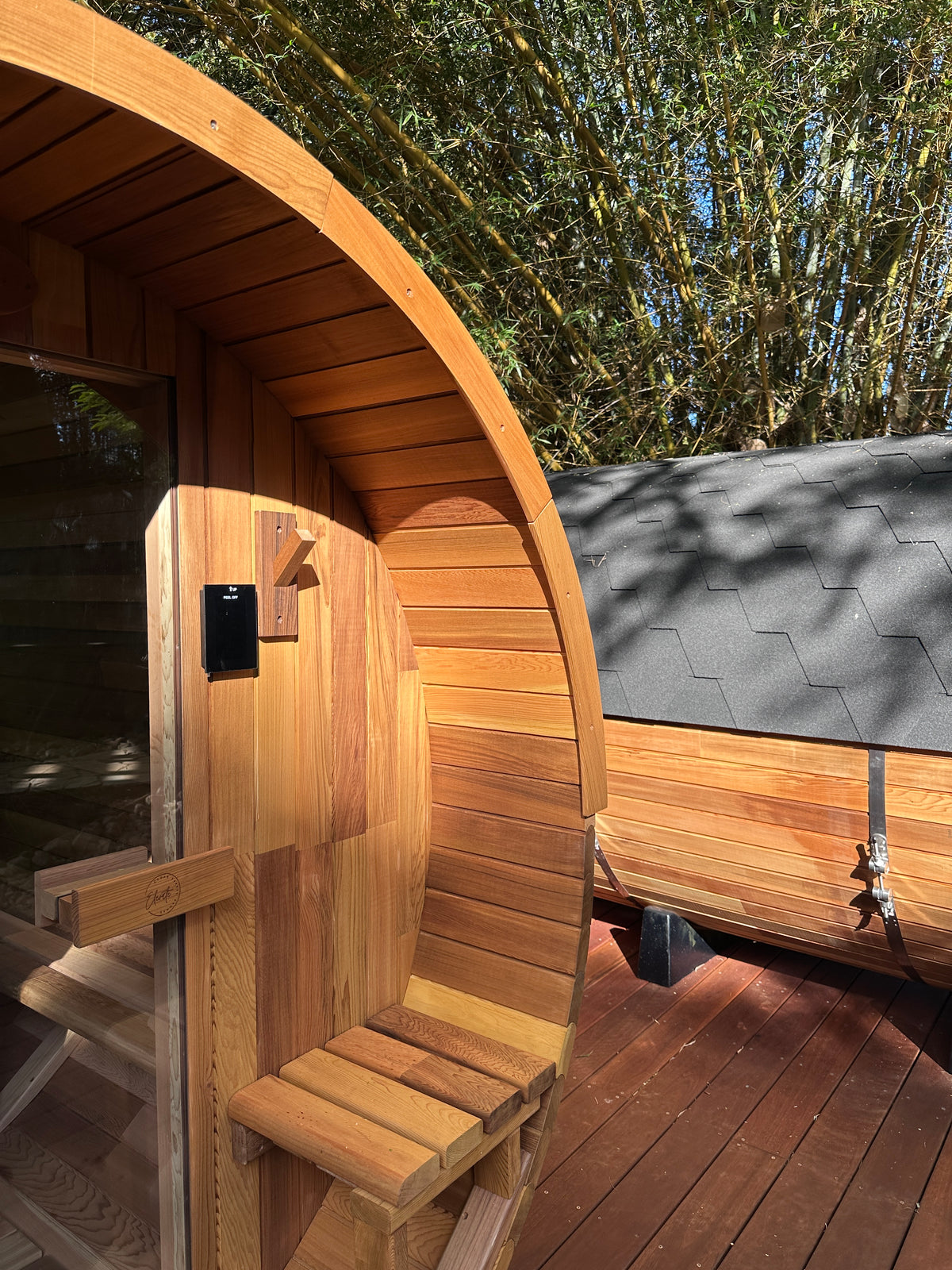Deluxe Rearview 4-6 Person Traditional Cedar Sauna