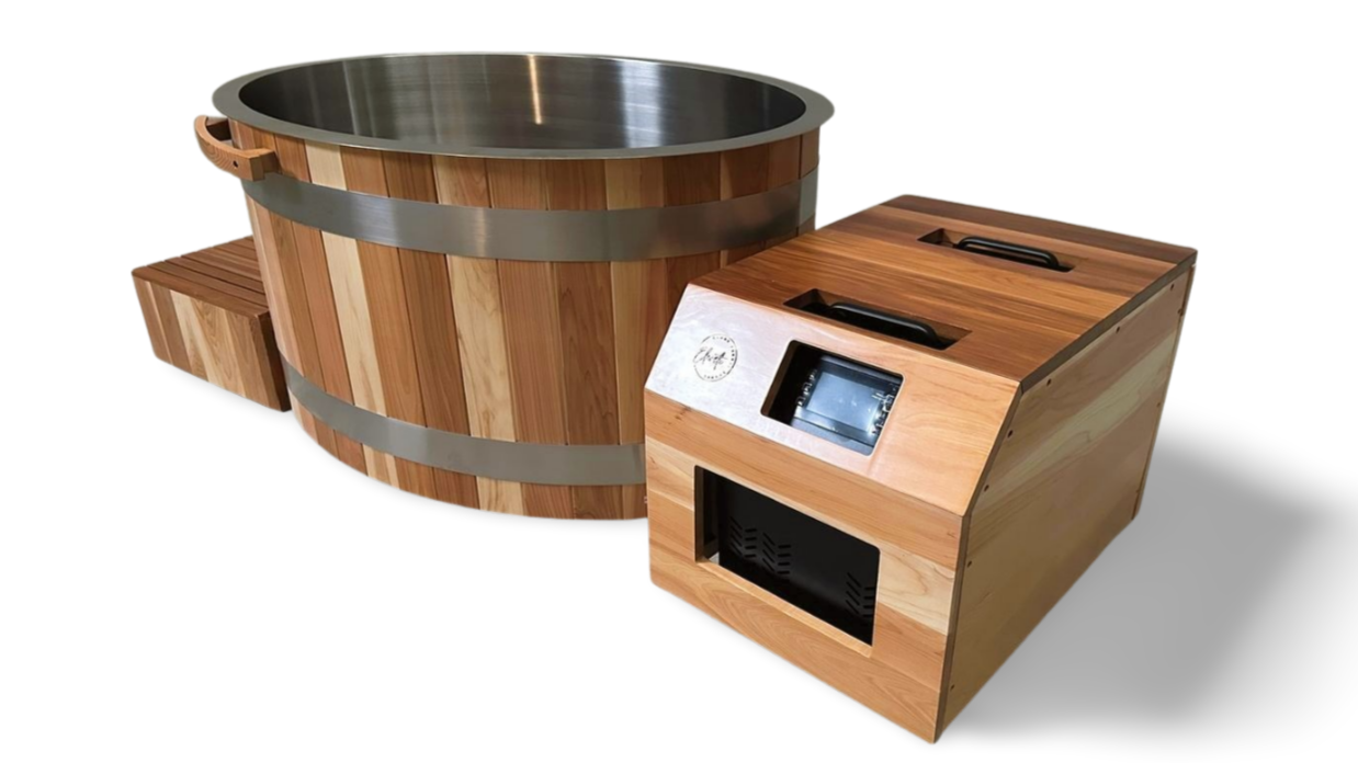 Curve Cedar Ice Bath + 1HP Chiller