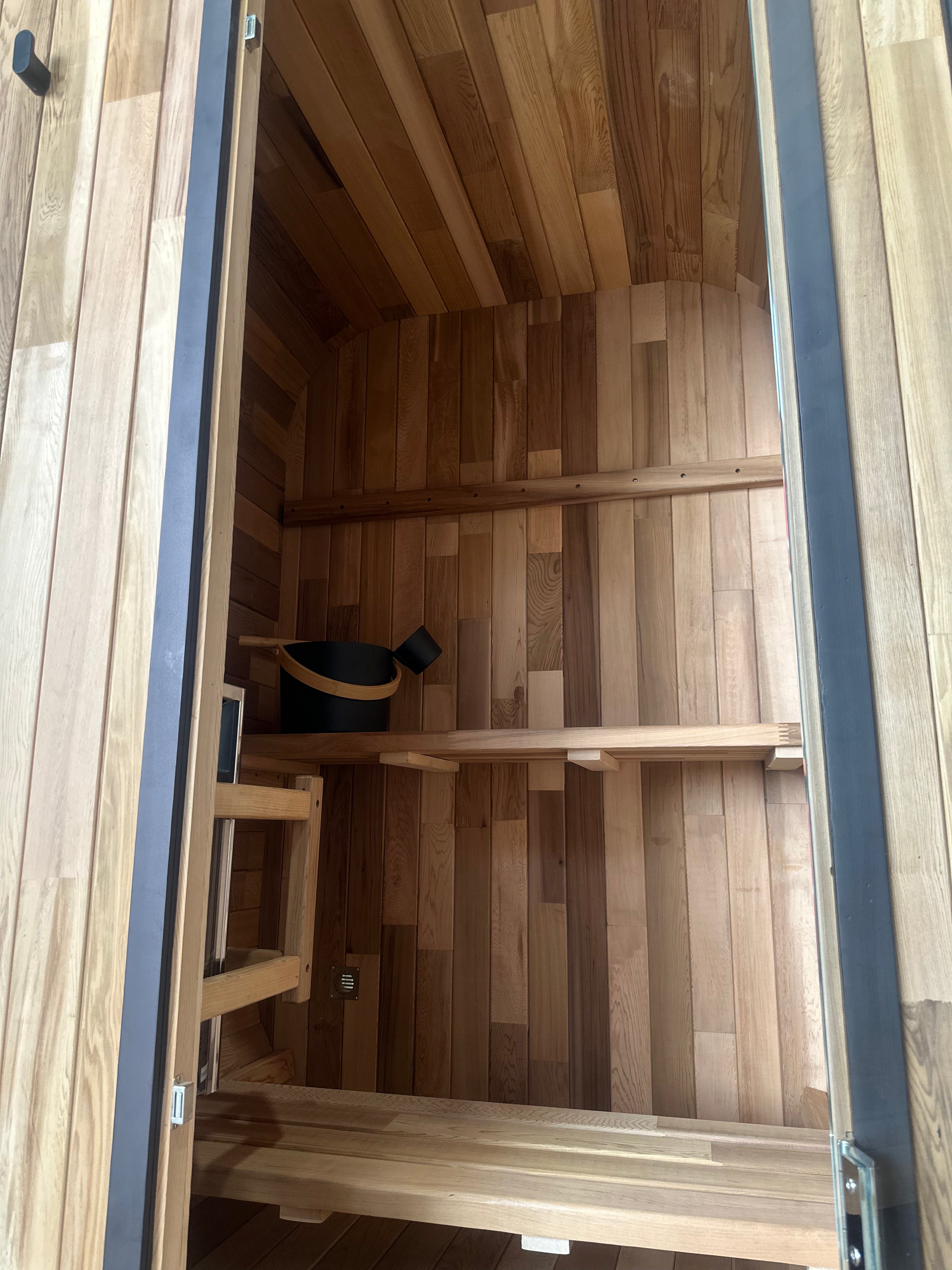 Niche 1-2 Person Traditional Cedar Sauna | Black Edition