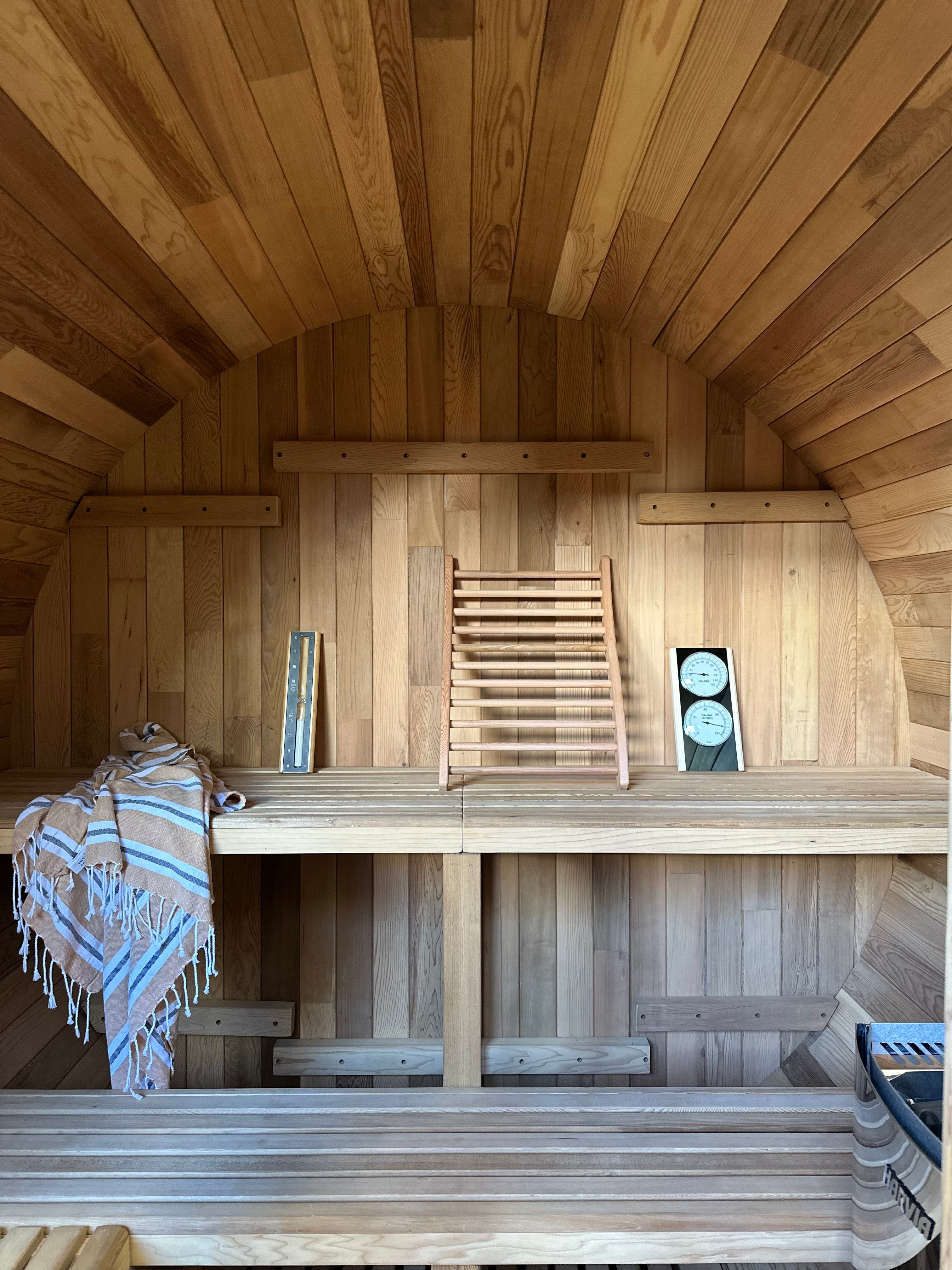 Curve Cedar Ice Bath + Outlook 4 Person Sauna