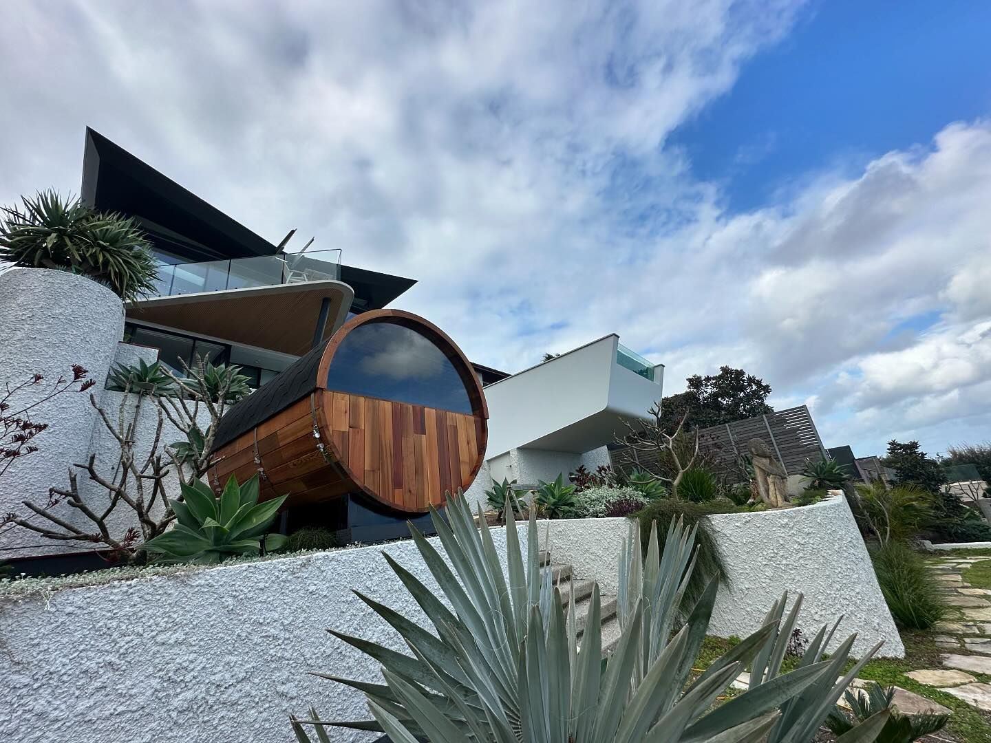 Traditional vs Infrared Saunas: Which One Is Right for You?