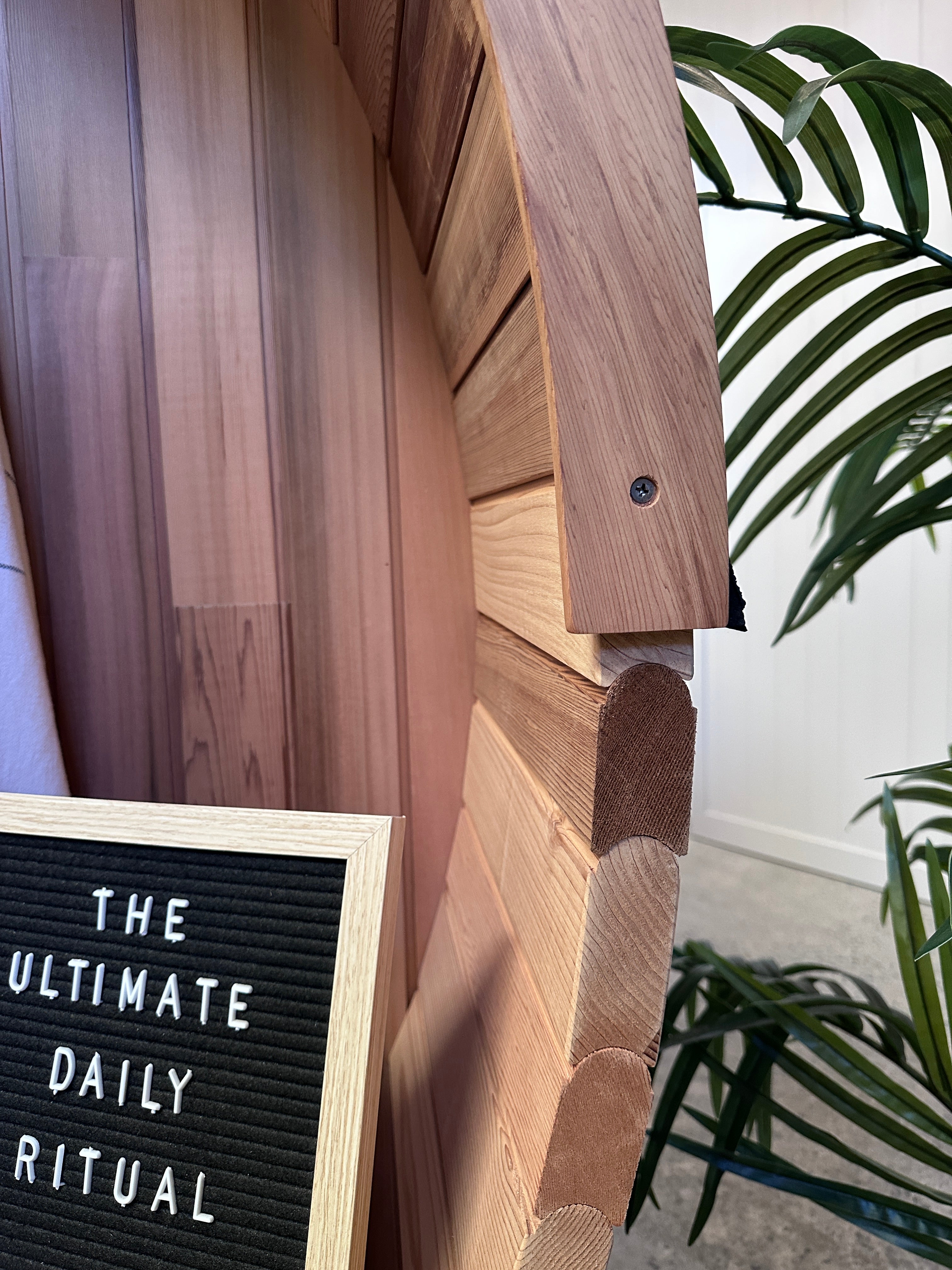 Deluxe 4-6 Person Barrel | Natural Cedar