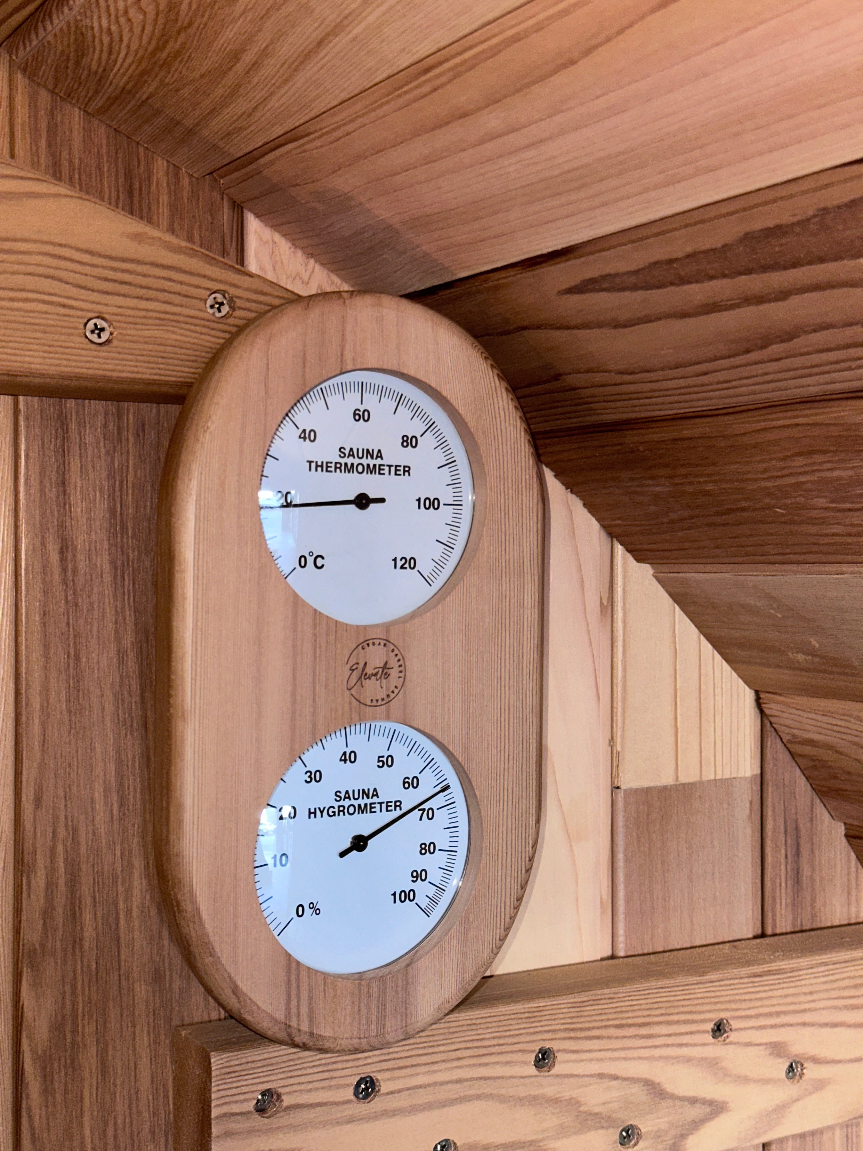 Deluxe 4-6 Person Barrel | Natural Cedar