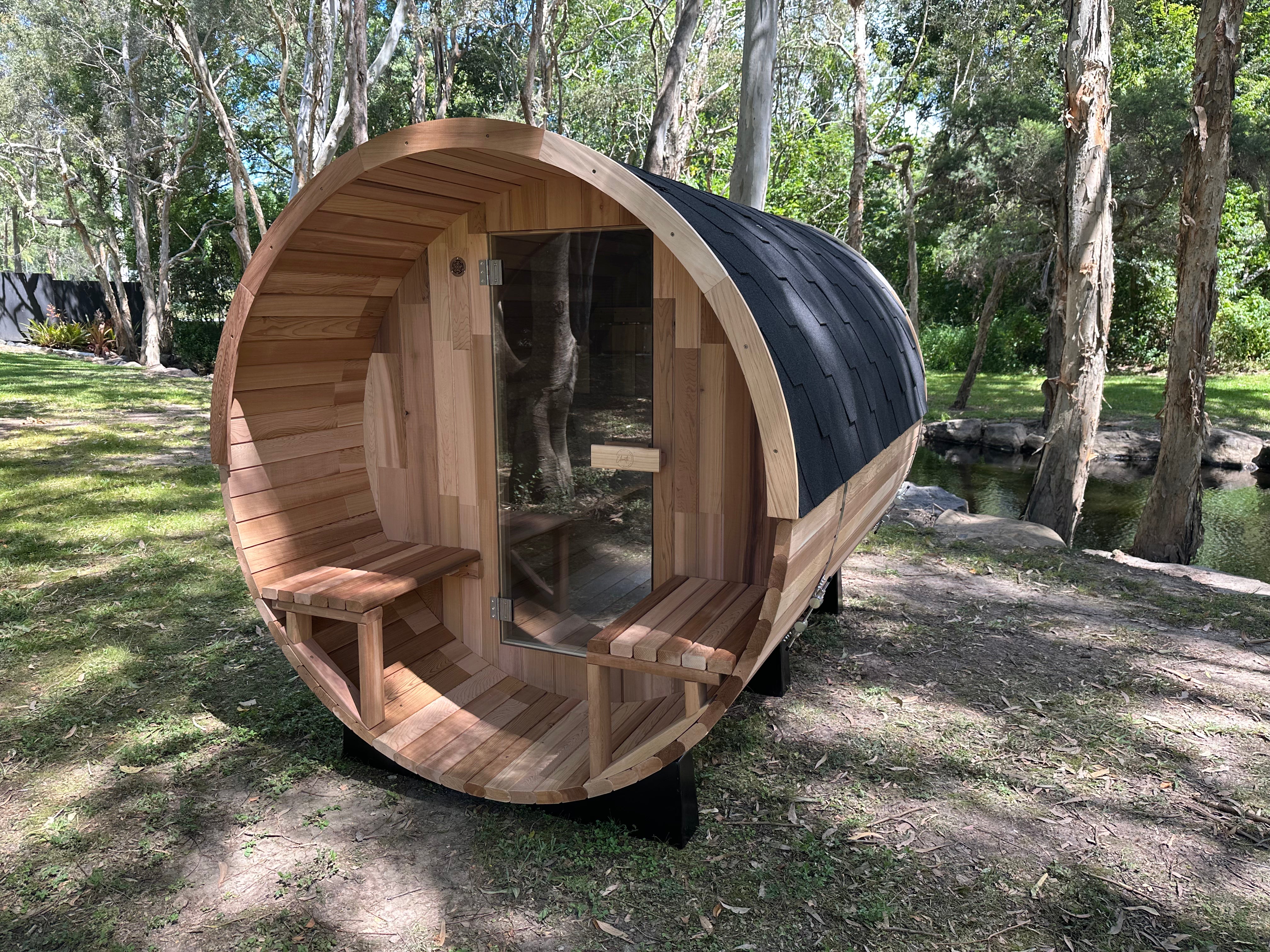 Deluxe 4-6 Person Traditional Cedar Barrel Sauna