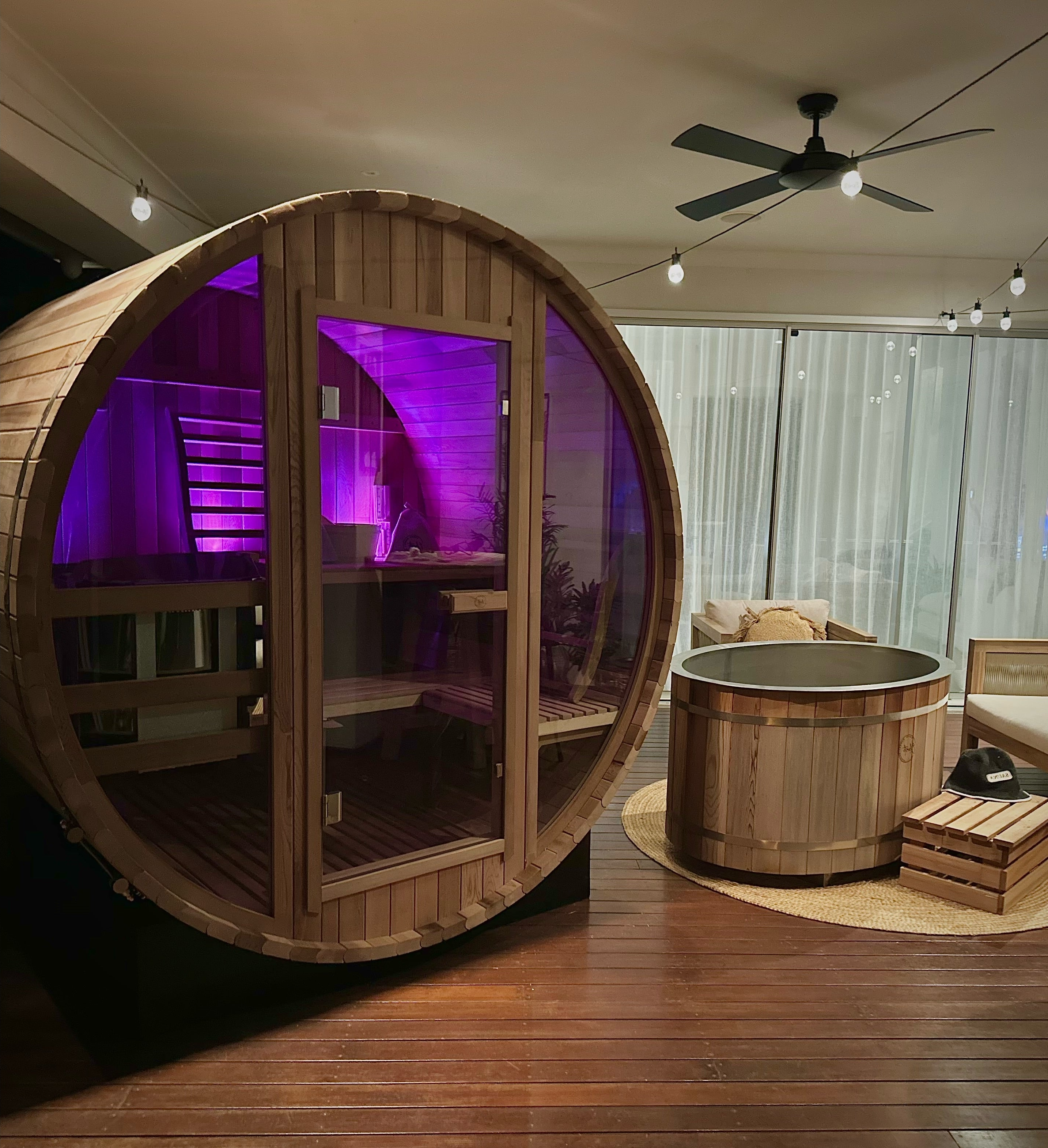 Outlook 4 Person Cedar Barrel Sauna