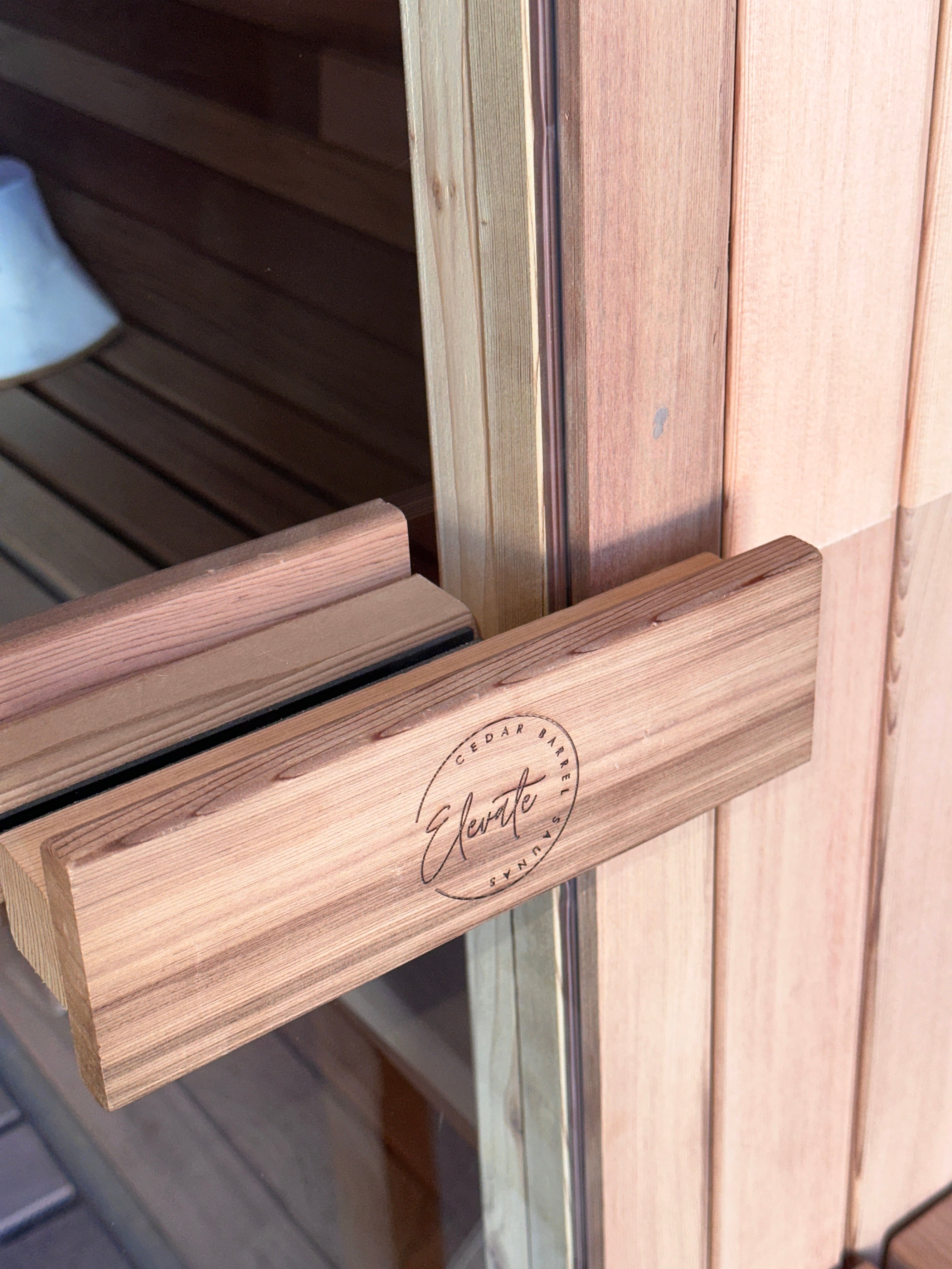 Deluxe 4-6 Person Barrel | Natural Cedar