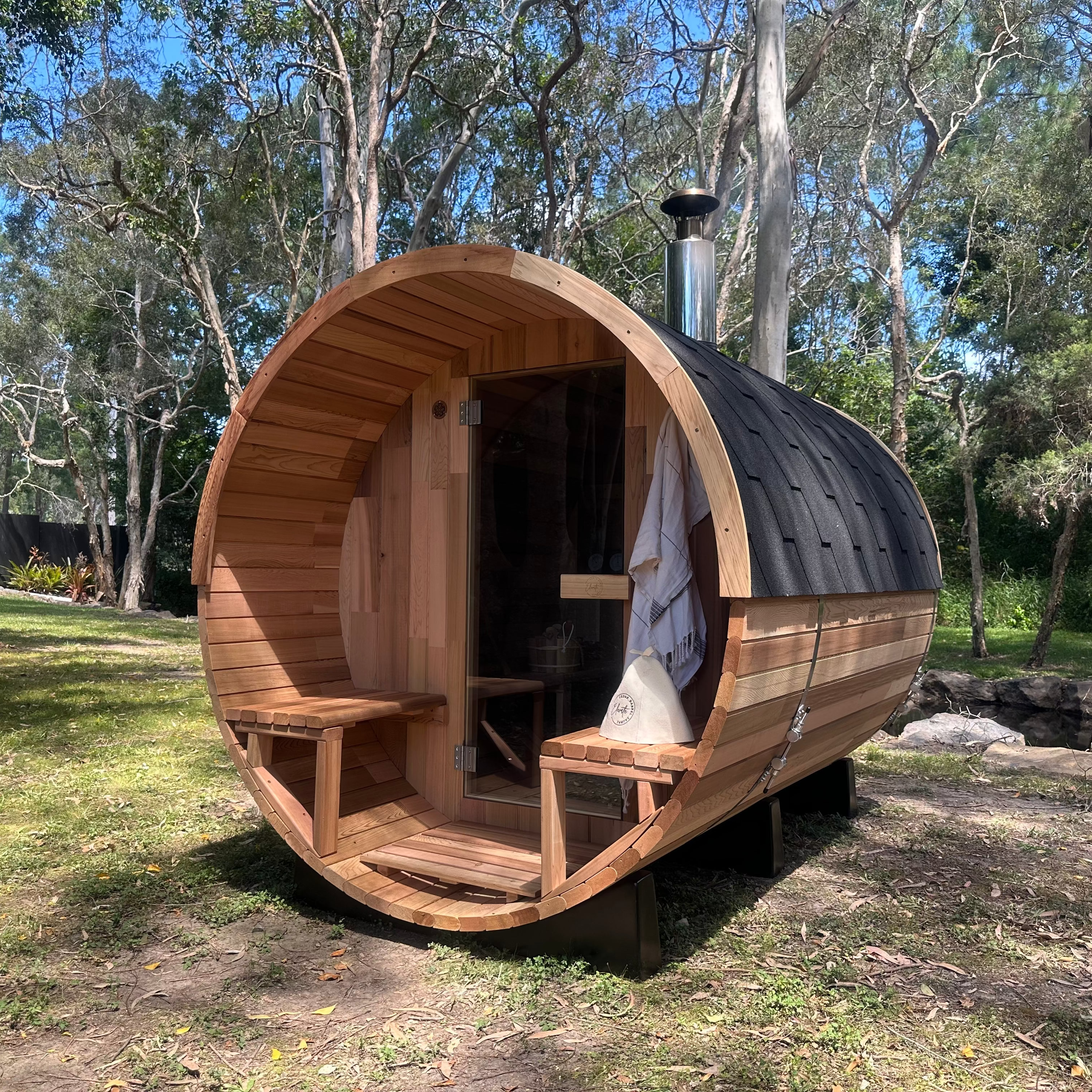 Deluxe Wood Fired 🔥 4-6 Person Cedar Barrel Sauna