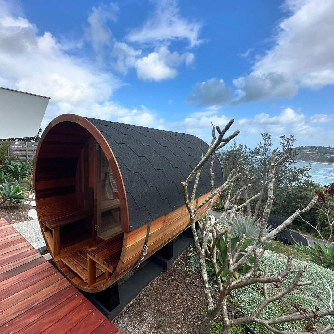 Deluxe Rearview 4-6 Person Traditional Cedar Barrel Sauna